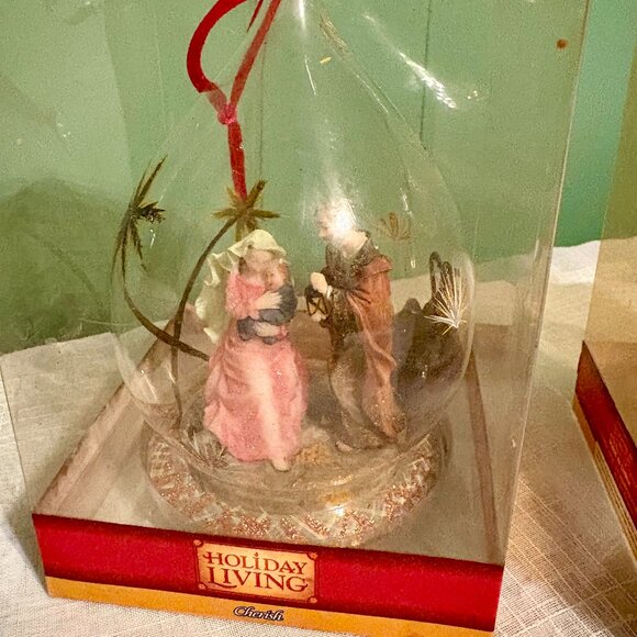 Holiday Living Cherish Glass Christmas Carolers & Nativity Ornament Lot of 2 - Picture 2 of 5